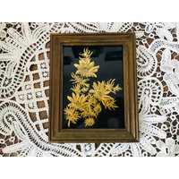 Vintage Bild Handgemalt Mit Goldenen Blumen von TheVINTAGEShopBG
