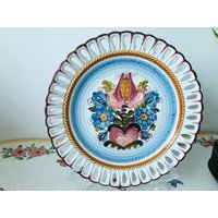 Vintage Handgemachter Keramik Wandteller - Handbemalter Handgemachter Und Handbemalter von TheVINTAGEShopBG