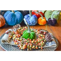 Seidensamt-Kürbis in Blattgrün, Größe Mini, Herbstdekor, Tischdekoration, Selbstgemachte Rustikale Dekoration Seidensamt-Kürbis in Blattgrün, Größe Mini, Herbstdekor, Tischdekoration, Selbstgemachte Rustikale Dekoration von TheVelvetHarvest