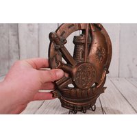 Vintage Kleiderhaken, Metall von TheVintageAmerica