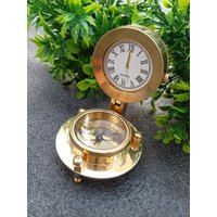 "Handgefertigte Kompass Uhr Aus Messing "Maritime Tischdekoration"." von TheVintageAuras