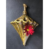 Vintage Mid Century Keramik | Abstrakte Kunst Studio Olivgrün Regenschirmförmige Skulptur Boho Dekor Handgefertigte von TheVintageGateShop