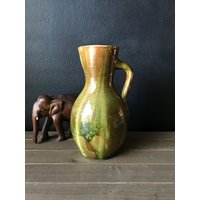 Vintage Signierte Studio Keramik Krug | Grün Handarbeit Karaffe Stil Steingut Mit Henkel Übertopf von TheVintageGateShop