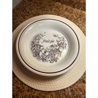 Vintage Kuchenteller Aus Keramik Von Royal Crownstone von TheVintageNarwhal