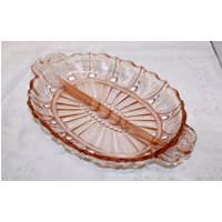 Vintage Rosa Servierschale Pressglas Serviertablett Geteilte Schale Scalloped Edge Griffe Hübsches Design, Siehe Fotos von TheVintageStrip