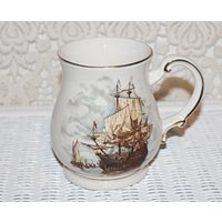 Vintage Sadler Bierkrug Mit Großer Galleone Masked Segelschiff Made in England Sehr Schöner Zustand von TheVintageStrip
