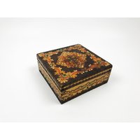 Vintage Holzkiste Trinket Box Schmuck Pyrographiert Bleistift Memory Retro Sammler Handgemachte Home Dekor Geschenk von TheVintagesTreasures
