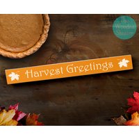 Ernte Grüße Holzregal Sitter Zeichen Herbst Regal Thanksgiving Rustikal Dekor Tiered Tray von CranberryandClove
