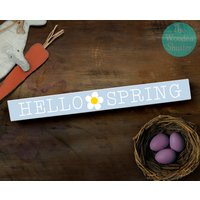 Hello Spring Holzregal Sitter - Ostern Frühling Rustikales Frühlingsschild Frühlingsregal Abgestuftes Tablett Tier Hello Spring Holzregal Sitter - Ostern Frühling Rustikales Frühlingsschild Frühlingsregal Abgestuftes Tablett Tier von CranberryandClove