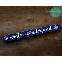 Winterwunderland Holzregal Sitter Holzschild Winterregal Rustikales Winterschild Winterdekor von TheWoodenShutterShop