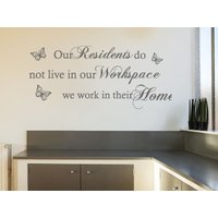 Care Home Wand Spruch, - Unsere Bewohner.., Kunst Aufkleber, Vinyl Modern Transfer Care Home Wand Spruch, - Unsere Bewohner.., Kunst Aufkleber, Vinyl Modern Transfer von TheWorldOfWallArt