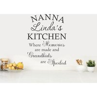 Personalisierte Oma/Nanna Küche Wand Zitat, Kunst Sticker, Vinyl Aufkleber, Modern Transfer Personalisierte Oma/Nanna Küche Wand Zitat, Kunst Sticker, Vinyl Aufkleber, Modern Transfer von TheWorldOfWallArt