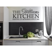 Personalisierte Familie Küche Vinyl Wand Aufkleber Servieren Von Erinnerungen Personalisierte Familie Küche Vinyl Wand Aufkleber Servieren Von Erinnerungen von TheWorldOfWallArt