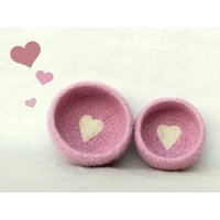 Nistschalen/Rosa Gefilzte Schalen Schmuckhalter Baby-Dusche-Geschenk Valentinsgeschenk Raumdekor Und Aufbewahrung von TheYarnKitchenHome