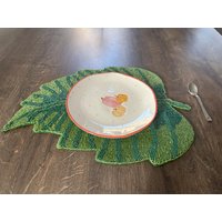 Linke Form Tischset, Grüne Tischsets, Handgemachtes Runde Inspiriert Von Der Natur, Tischset von Thechalkhome