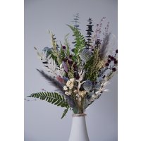 Lavendel Getrockneter Blumenstrauß/ Hochzeitsstrauß/ Frühlingsblumen/ Lila Und Grüne Blumen von Thehoneyandthemoon