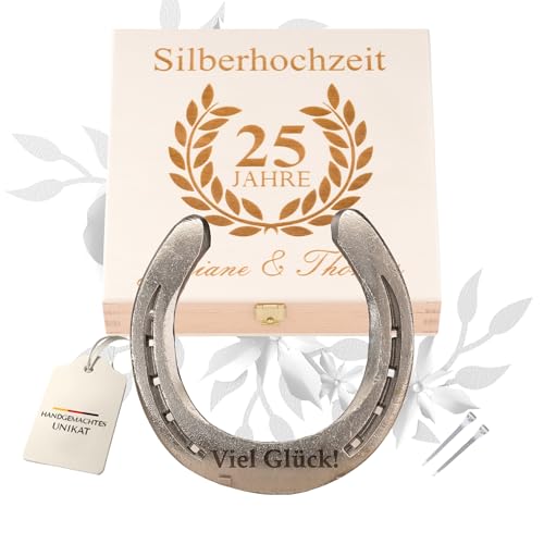 Thiger® Glückshufeisen Silberhochzeit Geschenk mit Gravur | personalisierbar | echtes Hufeisen in gravierter Holzbox mit Lorbeerkranz & 25 | optional vergoldet | Ehejubiläum 25 Jahre von Thiger