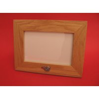 Horn Design Echte Eiche Bilderrahmen 4 "x 6" Mit Hand Gegossen Zinn Motiv Musiker Musik Geschenk Horn Design Echte Eiche Bilderrahmen 4 "x 6" Mit Hand Gegossen Zinn Motiv Musiker Musik Geschenk von ThimblesnObjectDart