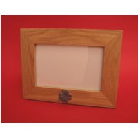 Vierblättriges Kleeblatt Design Echter Eichen Bilderrahmen 4 "x 6" Mit Handgegossenem Zinn Motiv Viel Glück Geschenk von ThimblesnObjectDart
