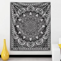 "Ich Bin Elektrisch, Was Unter Dem Mandala-Wandteppich Von "Third Eye Tapestries" Liegt." "Ich Bin Elektrisch, Was Unter Dem Mandala-Wandteppich Von "Third Eye Tapestries" Liegt." von ThirdEyeTapestries