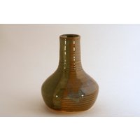 Knospe Vase Kleine Handgemachte Keramik in Seidig Grün Braun Blau von ThistleBeePottery
