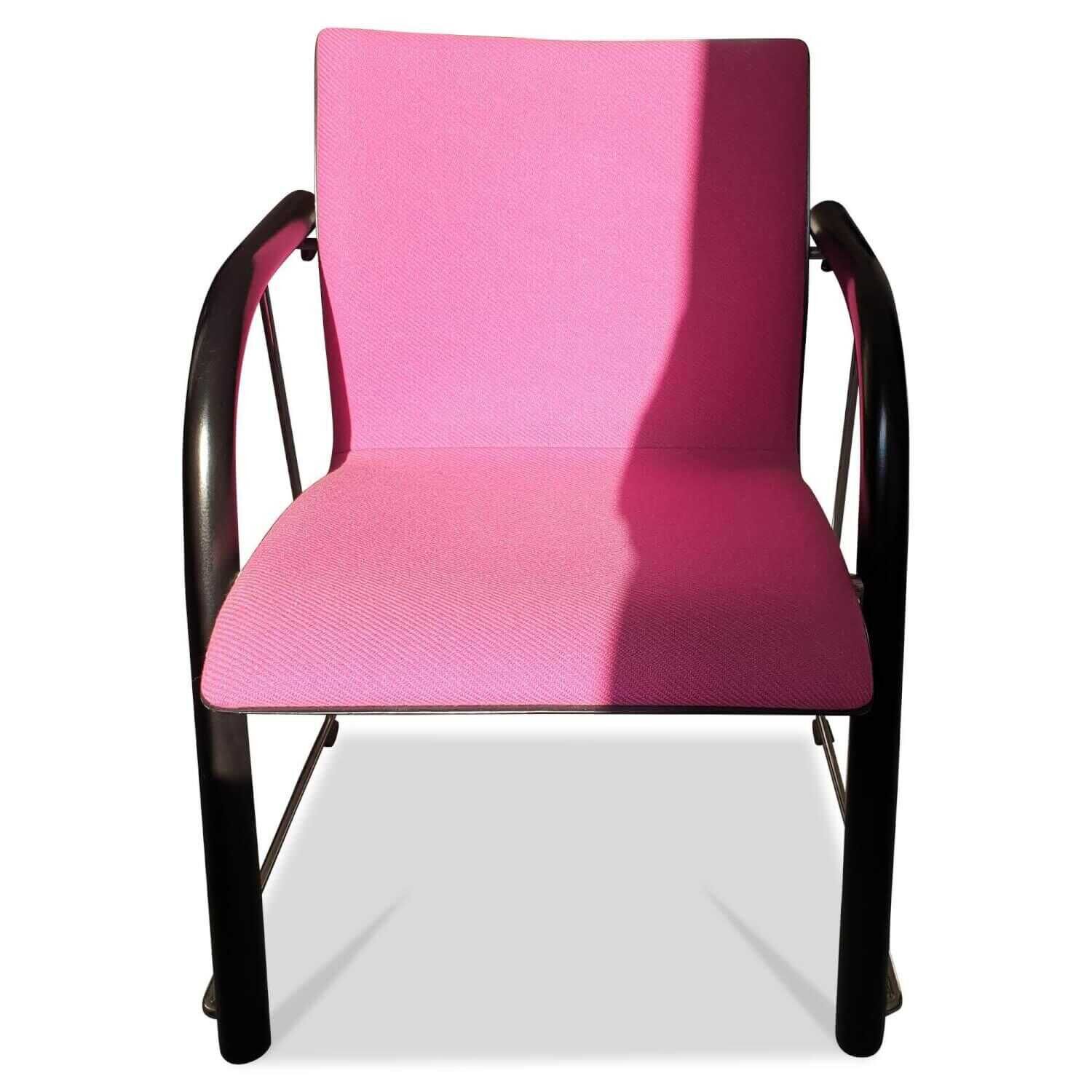 Stuhl S320P Gestell Buche Bezug Stoff Pink von Thonet