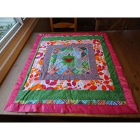 Extra Große Kermit Frosch Applikation Kinderdecke Mit Satinzierleiste Extra Große Kermit Frosch Applikation Kinderdecke Mit Satinzierleiste von ThreadAbell