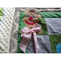 Fozzie Bear Quilted Baby Blanket - Kundenbestellung in Jedem Farbschema Fozzie Bear Quilted Baby Blanket - Kundenbestellung in Jedem Farbschema von ThreadAbell
