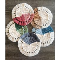Makramee Untersetzer | Boho Dekor Muttertagsgeschenk Becher Teppiche Makramee Untersetzer | Boho Dekor Muttertagsgeschenk Becher Teppiche von ThreadsbyAwi