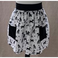 Schnauzer Halbschürze | Pinny Retro-Hundeschürze Mit Taschen Und Extra Langen Taillenbändern von ThreadsnTailsUK