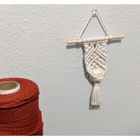 Mini Macrame Air Plant Oder Edelstein Aufhänger Mini Macrame Air Plant Oder Edelstein Aufhänger von ThreadsofHopeBtq