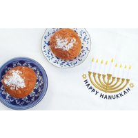 Hanukkah Bestickt Tischläufer Gold Menora Läufer Chanukka Tischdekoration Geschenk Dekoration Menorah von ThreeGenerations1