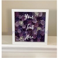 Personalisierte Blumen Schattenbox - Gerollte Papierblumen Geschenk - Muttertagsgeschenk - Hochzeitsgeschenk - Geburtstagsgeschenk von ThreeJanesCreations