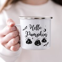 Halloween Personalisierte Emaille Becher, Hallo Kürbis, Camping Geschenk Für Halloween, Herbstzauber, Herbst Tasse, Kaffeebecher Uk von ThreeQuarks