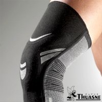 GENU PRO COMFORT Patellabandage Gr.4 schwarz 1 St GENU PRO COMFORT Patellabandage Gr.4 schwarz 1 St von Thuasne