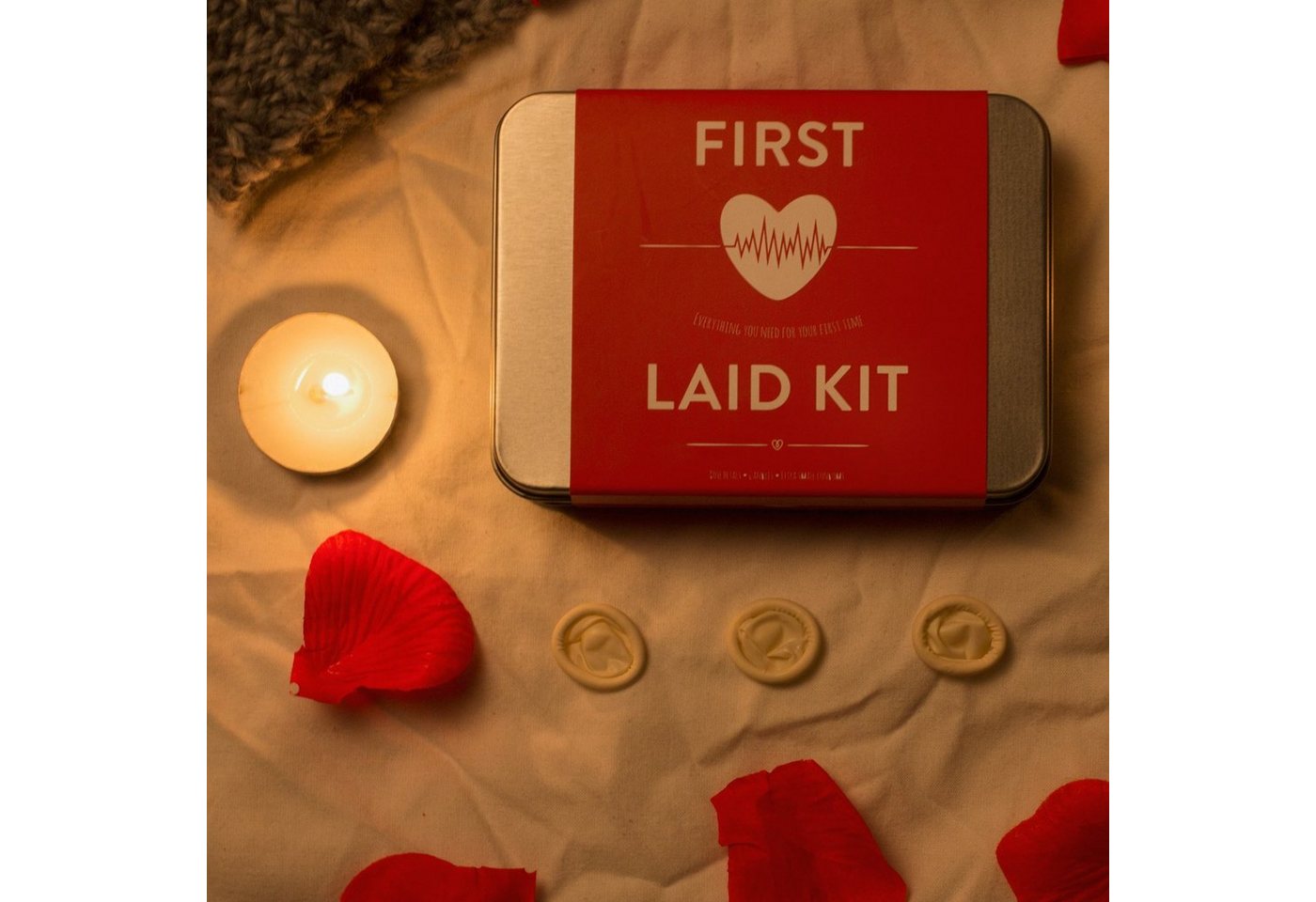 Thumbs Up Geschenkbox Erste-Liebe-Ausrüstung - Romantikbox First Laid Kit"" von Thumbs Up