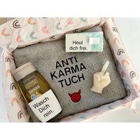 Lustiges Wellness Geschenk - Mini Spa Set Mit Handtuch & Duschgel Anti-Karma Box Für Freundin, Kollegin Oder Geburtstag, Exfreund Freund von TibasZaubernadel