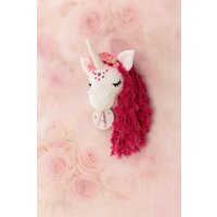 Wandbehang Einhornkopf Mit Personalisierten Buchstaben Im Stickrahmen Haarspangenhalter Babyzimmer Tierkopf Trophäe Geschenk Zur Geburt von TibasZaubernadel