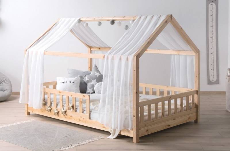 Ticaa Hausbett Kinderbett Bodenbett Hausbett Kim" Kiefer natur (Hausbett mit Tüll-Set), Hausbett inkl. Tüll-Set, Rollrost, Rausfallschutz, höhenverstellbar" von Ticaa