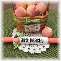 Just Peachy Mini Holz Nudelholz Für Gestufte Tabletts Pfirsich Dekor von TieredTrayTreasures