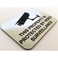 Diese Eigenschaft Wird Durch Video Surveillance Sign Plaque Cctv-Sicherheitskamera Geschützt Diese Eigenschaft Wird Durch Video Surveillance Sign Plaque Cctv-Sicherheitskamera Geschützt von TigerLaserCutting