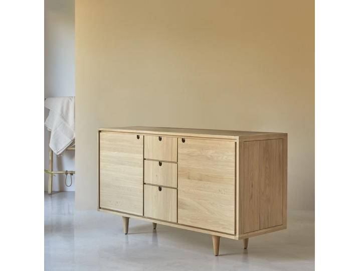 Aufbewahrungsmöbel aus massiver Eiche, 145 cm Jonak - Natur - Oak Aufbewahrungsmöbel aus massiver Eiche, 145 cm Jonak - Natur - Oak von Tikamoon