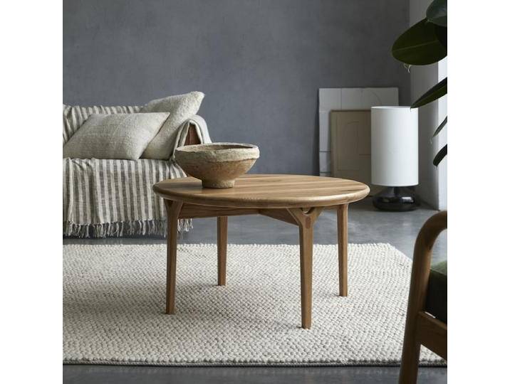 Couchtisch aus massiver Eiche - Natur - Oak von Tikamoon