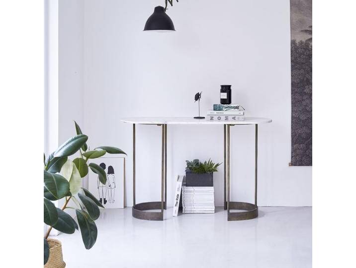 Konsole aus Metall und Marmor Konsole aus Metall und Marmor von Tikamoon