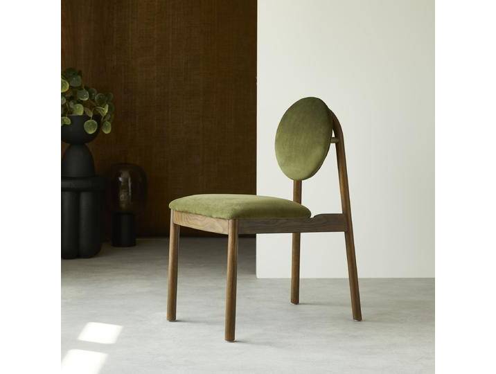 Stuhl aus massiver Eiche und grünem Samt - Grün - Oak Stuhl aus massiver Eiche und grünem Samt - Grün - Oak von Tikamoon
