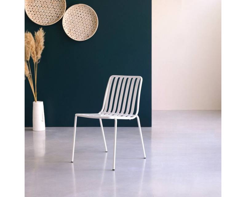 Tikamoon Esszimmerstuhl Gaby Stuhl aus Metall white von Tikamoon
