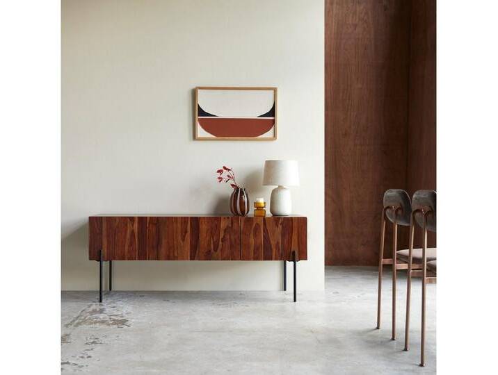 Tikamoon TV-Schrank Honorine Hohes TV-Möbel aus massivem Palisanderholz 170 cm, braun Tikamoon TV-Schrank Honorine Hohes TV-Möbel aus massivem Palisanderholz 170 cm, braun von Tikamoon
