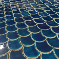 Handgemachte Keramik-Fischschuppen-Mosaikfliesen - Marineblauer Backsplash Handgemachte Keramik-Fischschuppen-Mosaikfliesen - Marineblauer Backsplash von Tileme