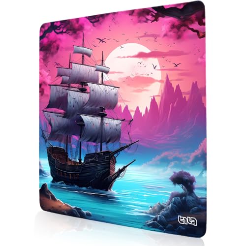 Tilt Schreibtischunterlage 30x30 cm Gaming Mauspad | Rutschfester Mousepad Groß für Schreibtisch und PC Gadgets | Wasserdichter Desk Mat (Romantic Pirate Ship) von Tilt