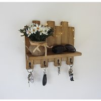 Rustikaler Schlüsselhalter Aus Gewachstem Holz Mit Ablage/Eingangsregal Küchenorganizer 7 Farboptionen von TimberWizards